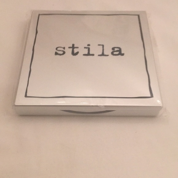 Customizable Makeup Palettes - Picture 4 of 5